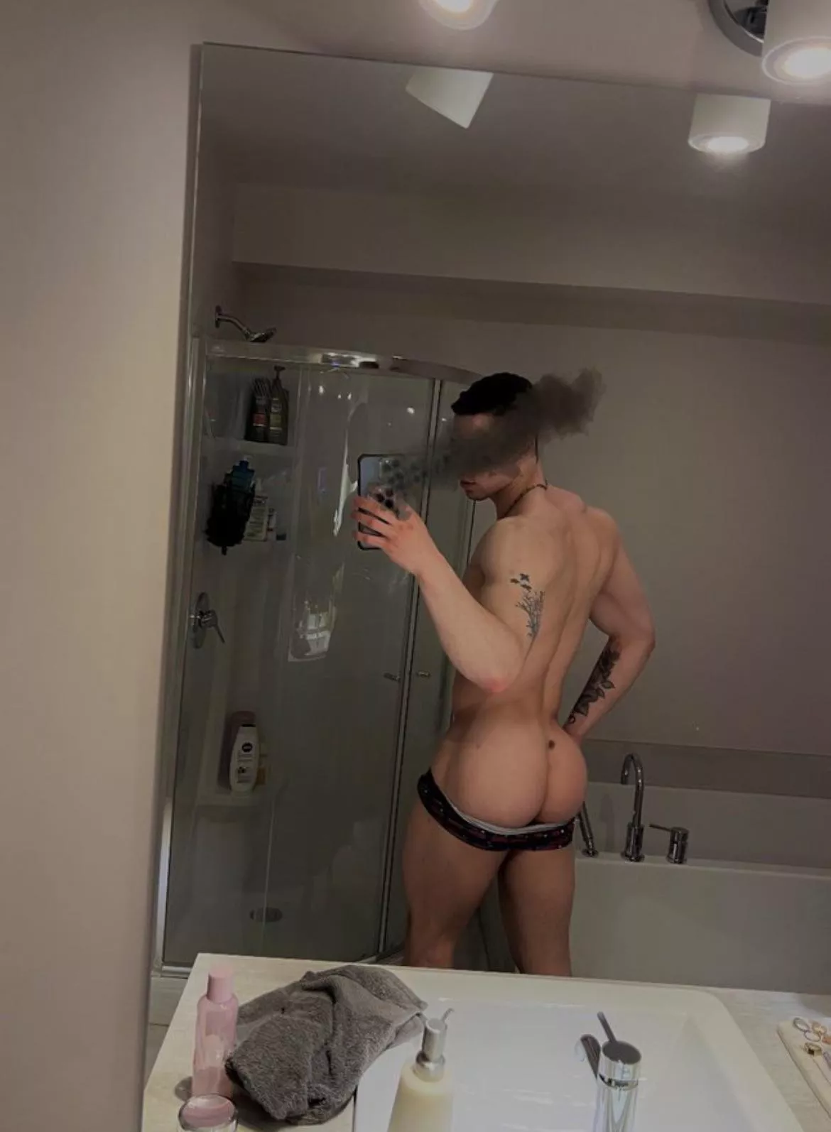 Can you tell I squat? posted by muscleboy4duty