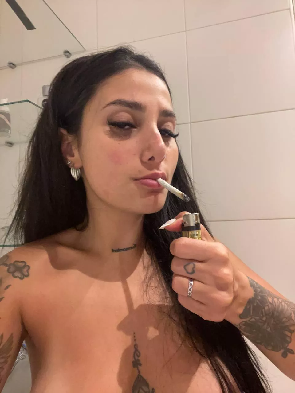 Come and let's smoke together posted by sexybitchhh666