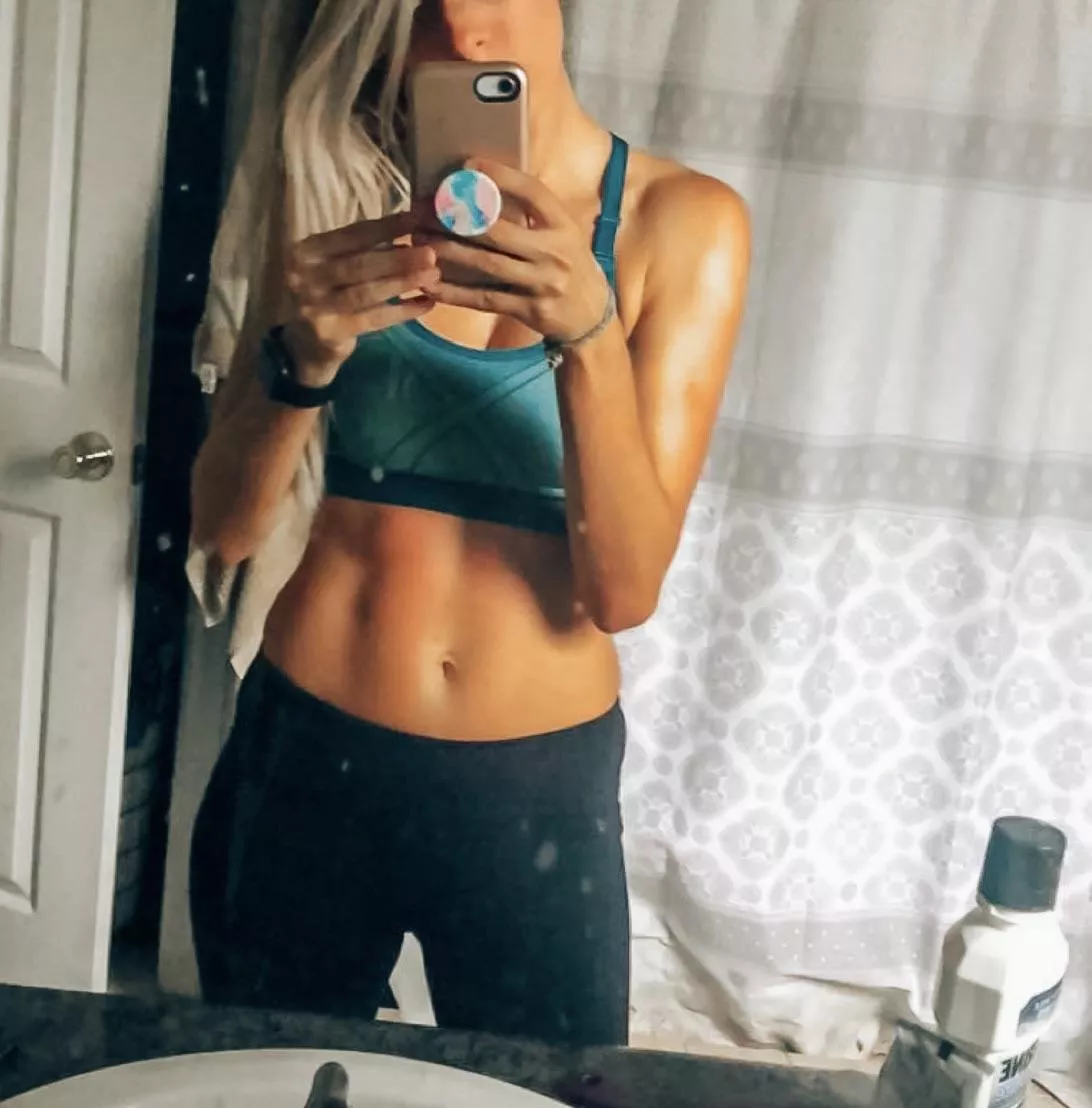 Come workout with me [f] posted by Elizabethrosem26