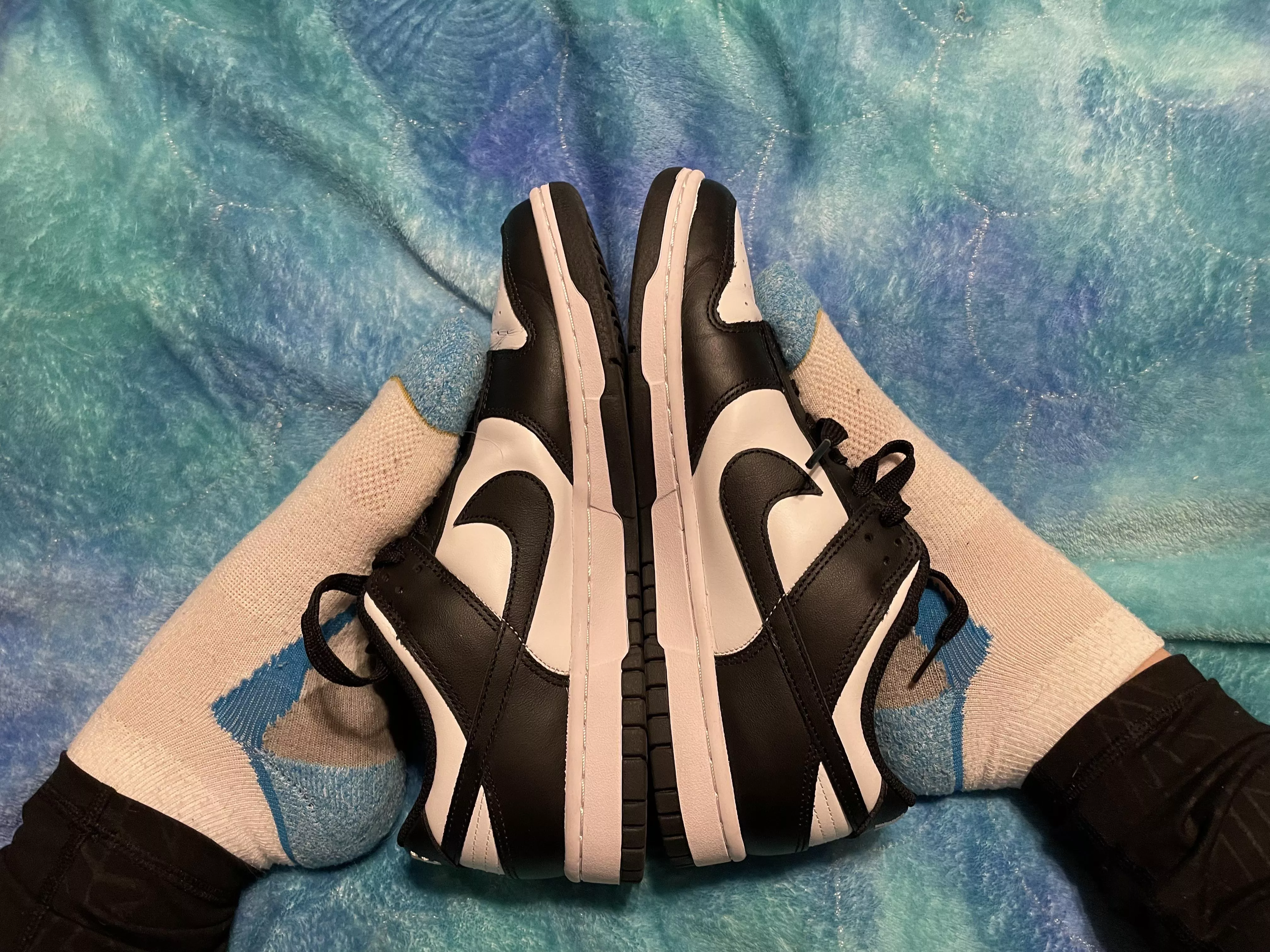 Damp from a day in my dunks. Is your nose ready? How about your mouth? 🧦💦 posted by Tattoo_Goddess420