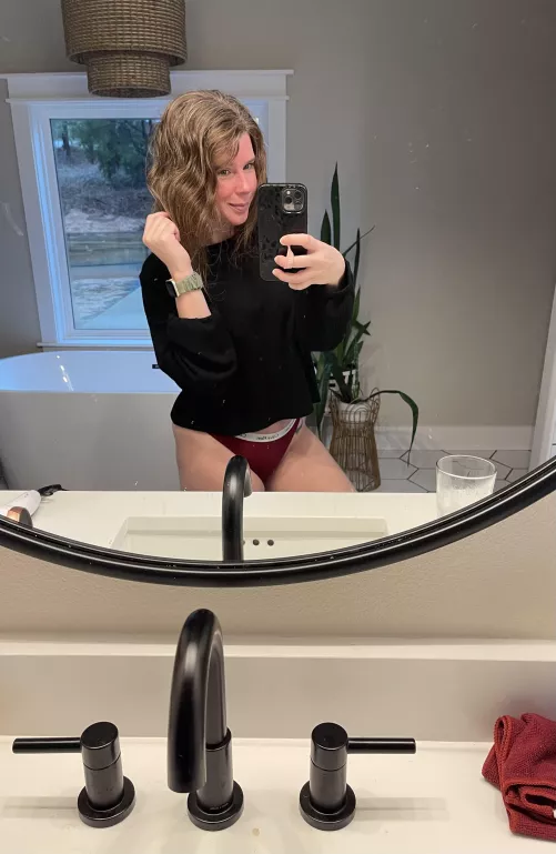 Finally the weekend by __whiskeybent