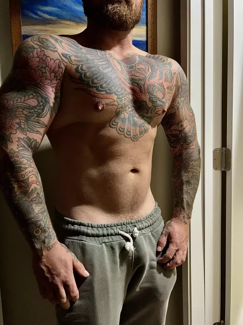 For the moms and wives who aren’t supposed to be here 😈 by macncheeeseee