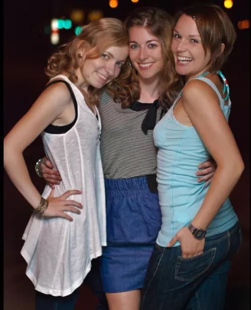 Friends by Chaturbater1