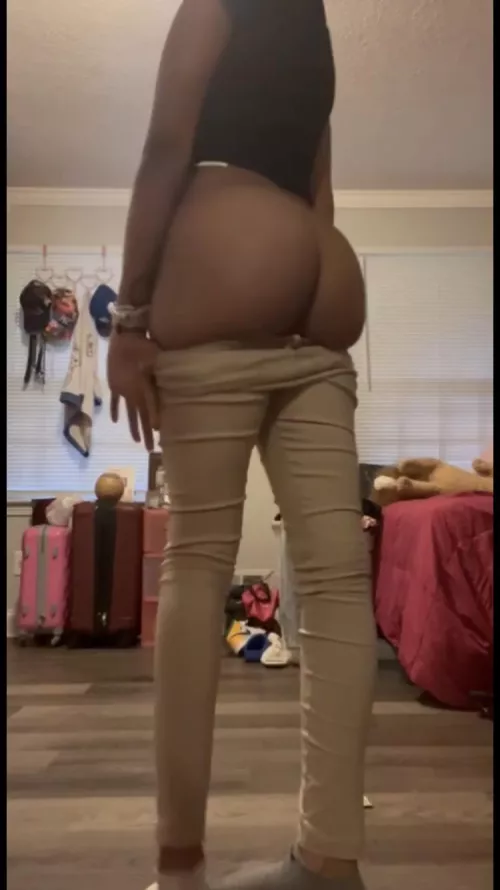 Got pyt girls and more dm if interested by wtfwow34