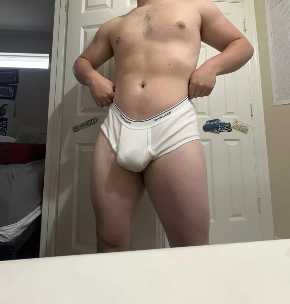 Hai posted by Tomboy332