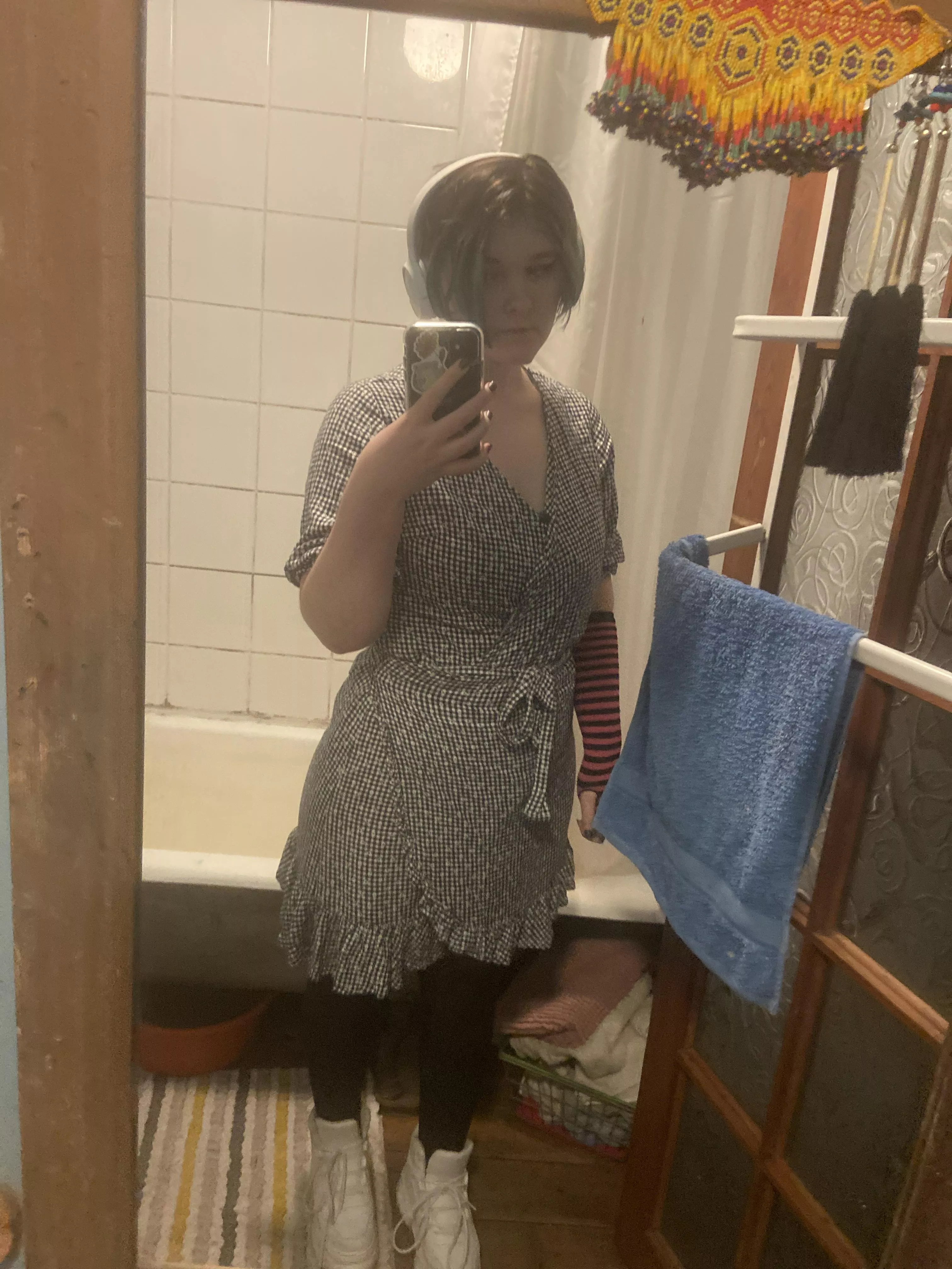 (He/him) hi :) posted by c4tb0y_6