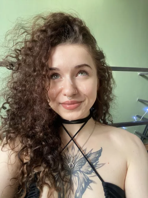 Hungry look at cock that did it by keysipurple