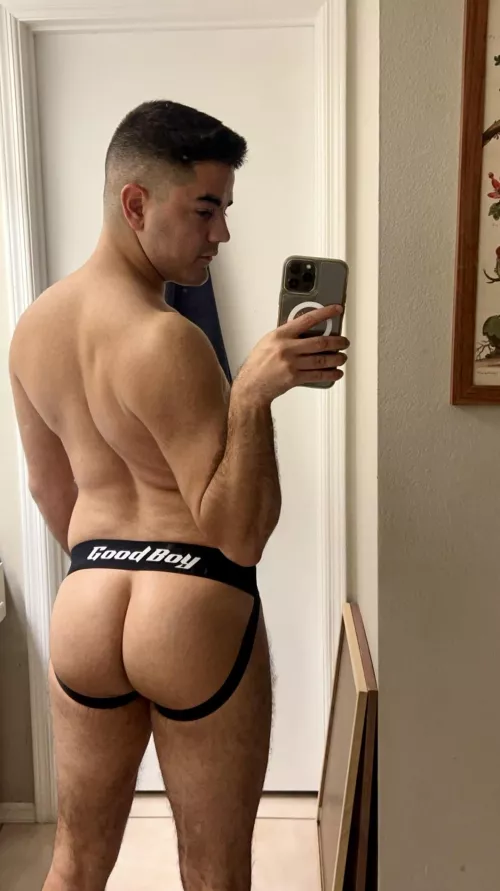 I feel it getting bigger 🍑 by user000654