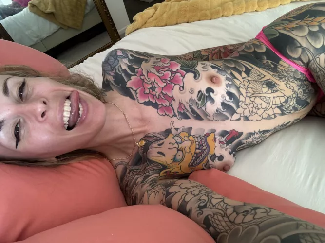 I know you’re tempted even though I’m crazy by kuzagirl