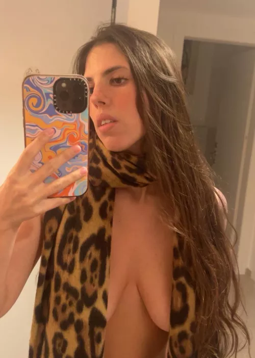 I think it’s a real sexyselfie by SpicyKween