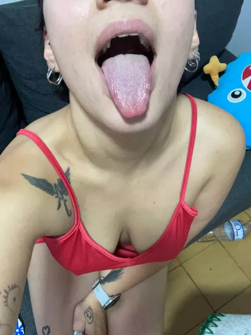 I would love your dick here! by SexyRoxy666