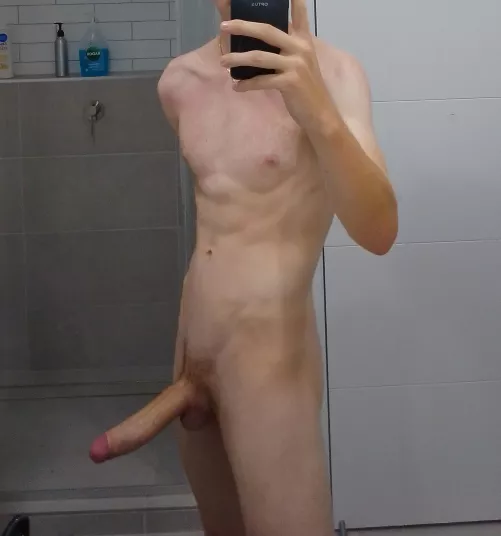 Ignore my sunburnt chest by Yessir32145