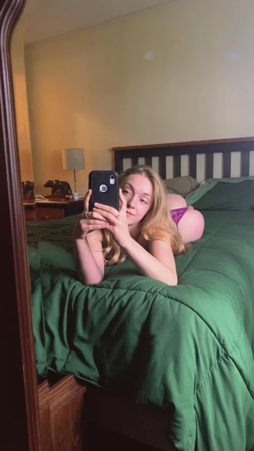 Is my look sexy to you by Eloise_ML