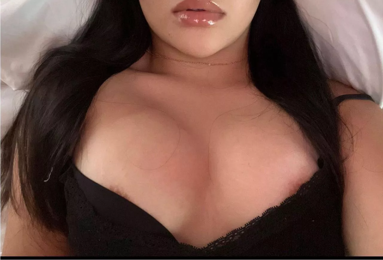 las saco? posted by bbg_wh0re