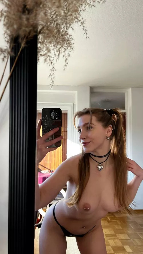 Let's make a deal..u only pull out after my pussy is pumped full of cum by Vivien_Flores