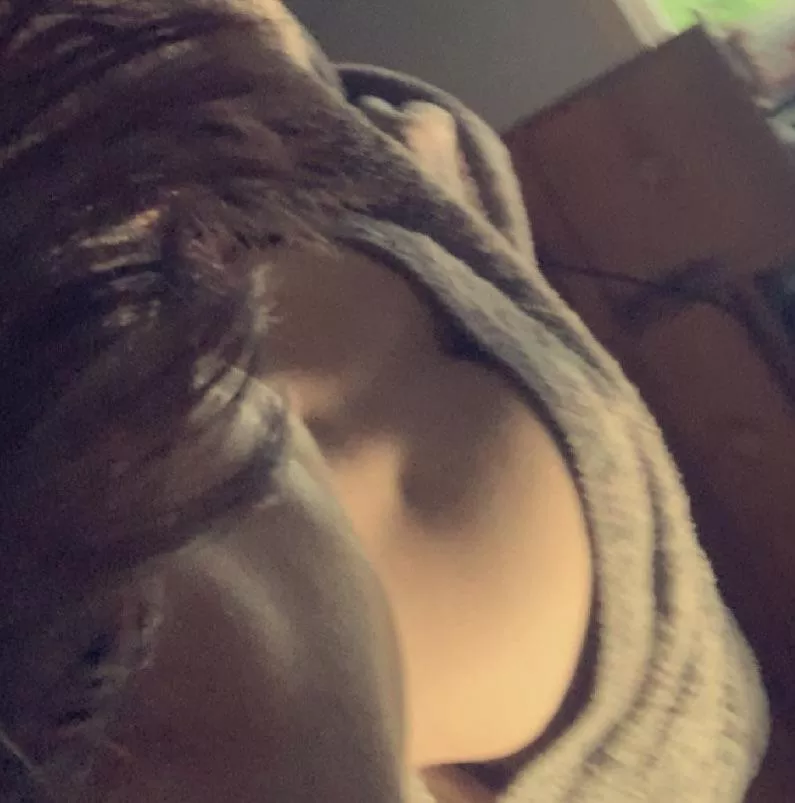 Like my booty dimples in the sun ? posted by Pitiful_Clerk1550