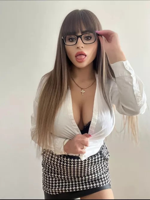 My eyesight is bad but I still see you in my dark room by SmoothlyRun