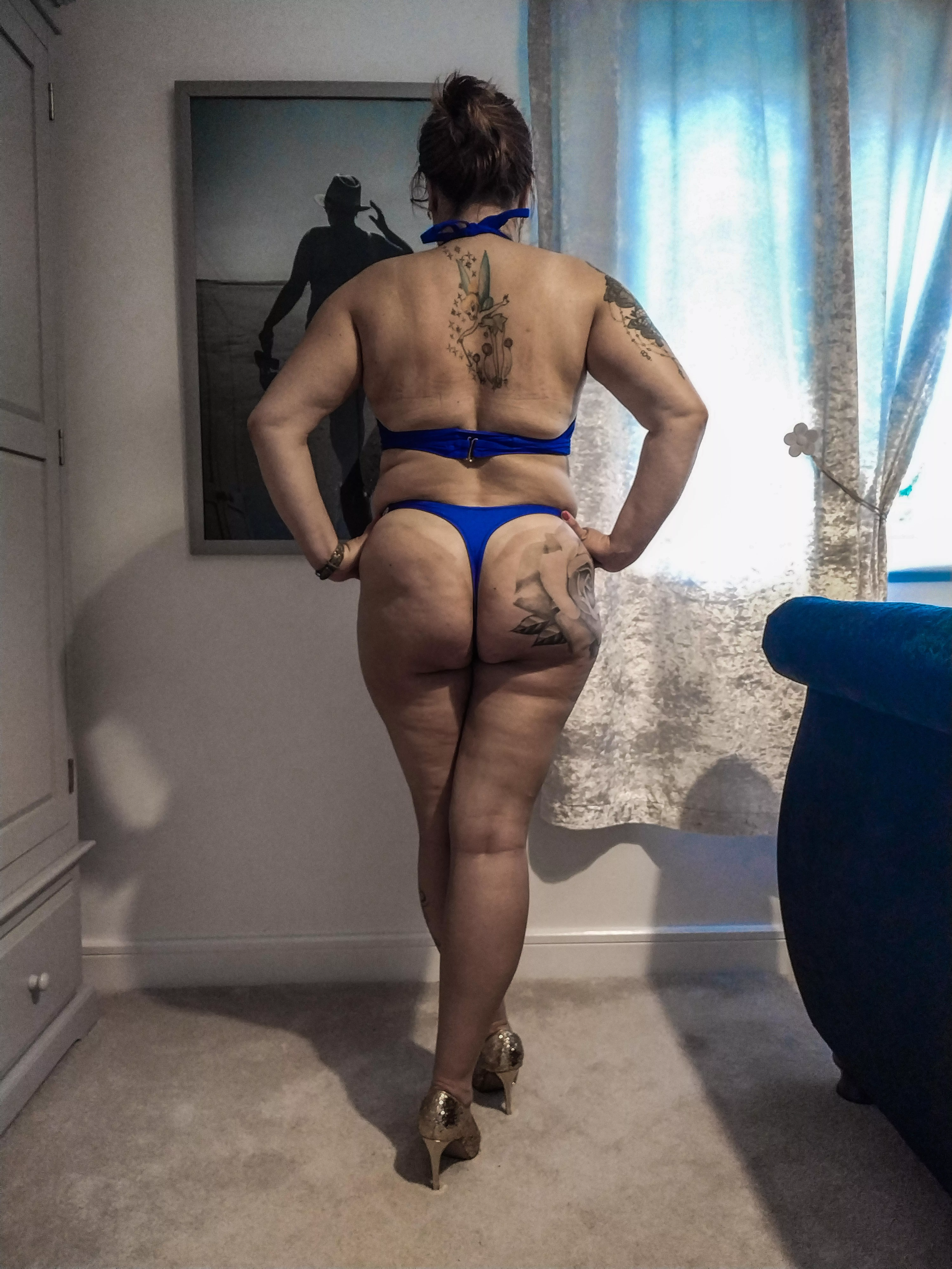 My favourite thongs posted by naked_walk_girl