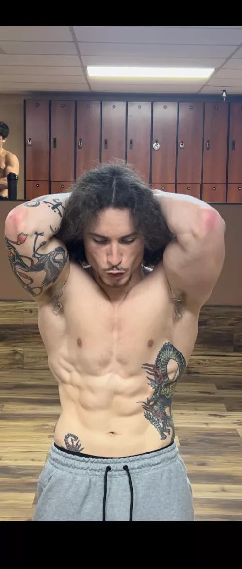 Pre show pump posted by Yinmfyangg