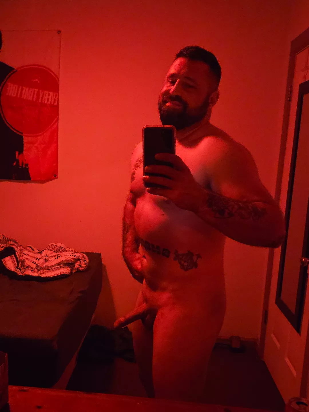 Red light special posted by kindadadbodkindadilf