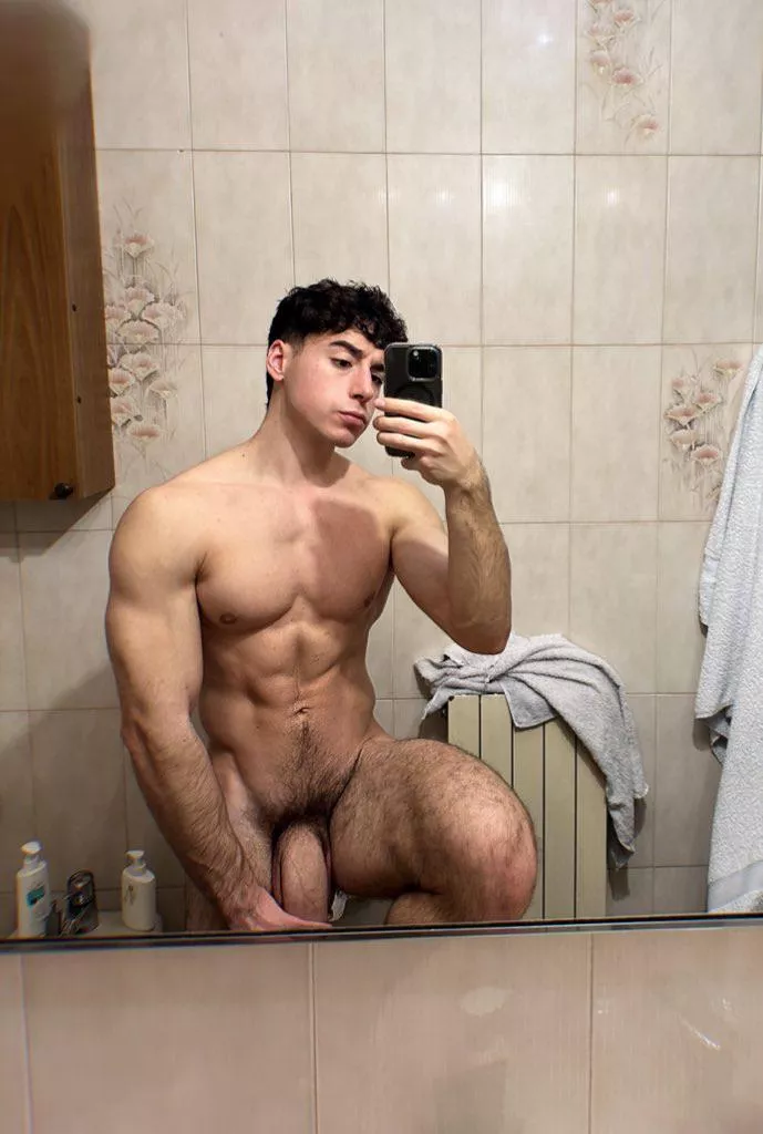 Searching for a very tight hole for my big cock posted by Elegant_Reality_2028