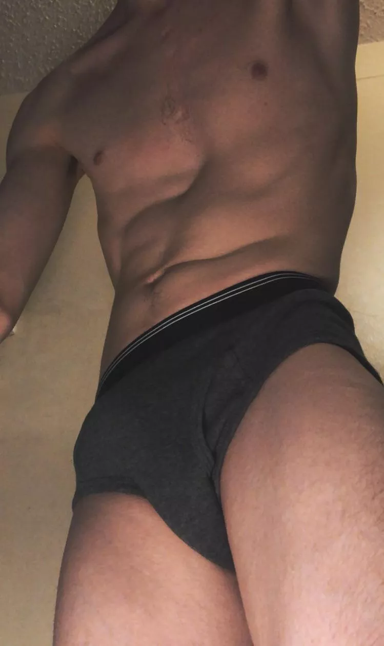 Showing my underwear for everyone to see posted by sir_priv