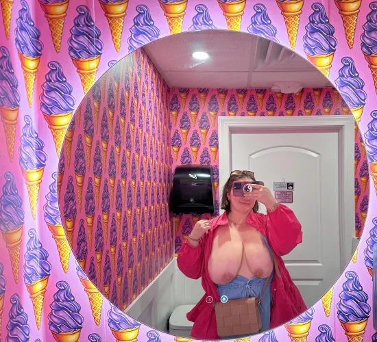 Sweet and creamy 😋 by assuminginfinity