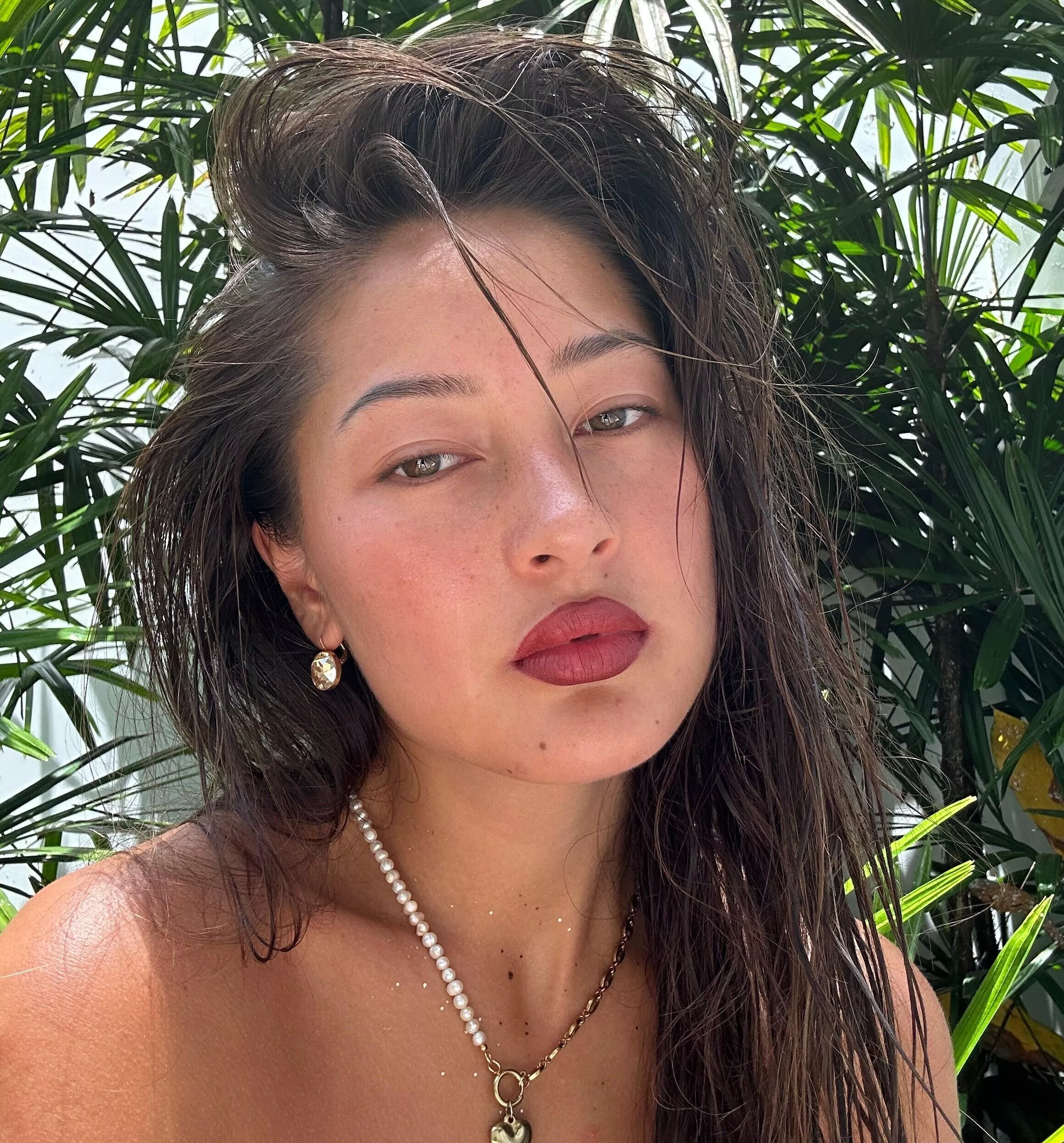 Vietnamese and German posted by goddesslivbad