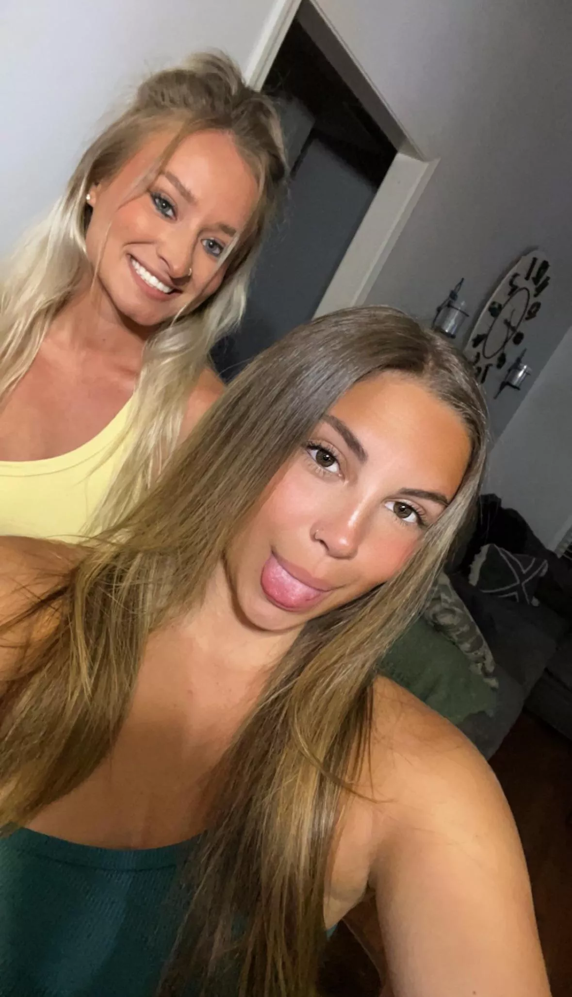 We’re gonna take a shower together and finger eachothers 🍑 posted by goddesspayten