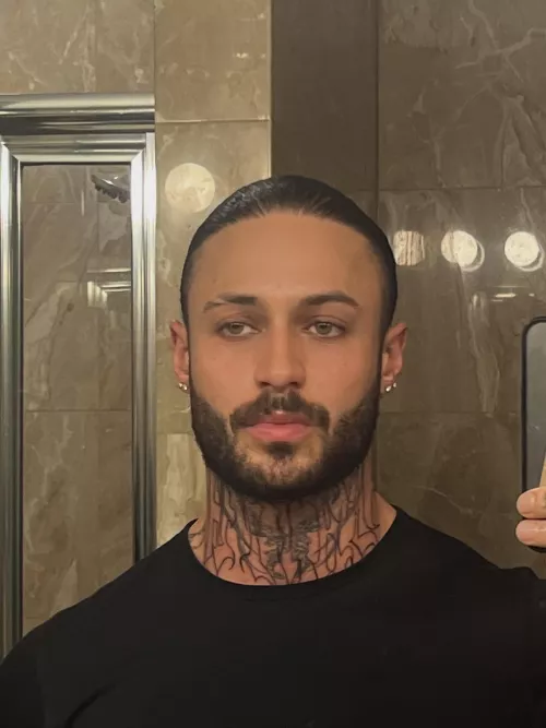 What vibe do I give off? by bodiedbycharlie