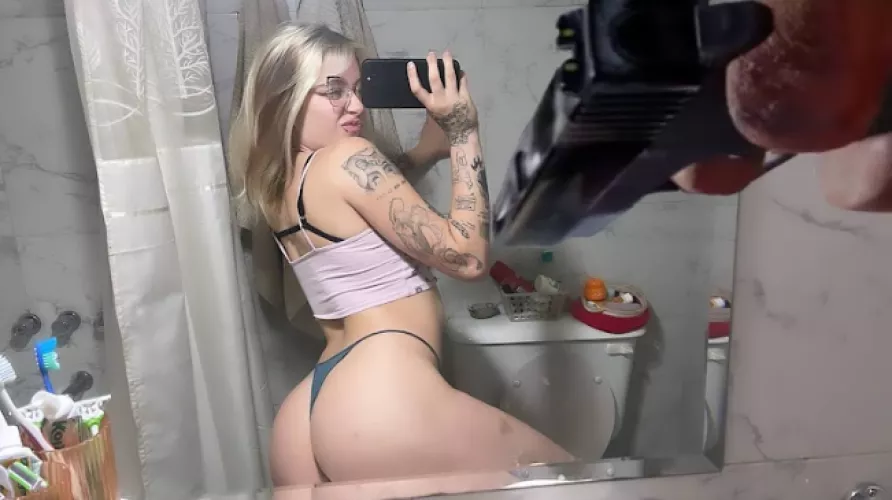 what's on your mind right now.. by disjointgrey