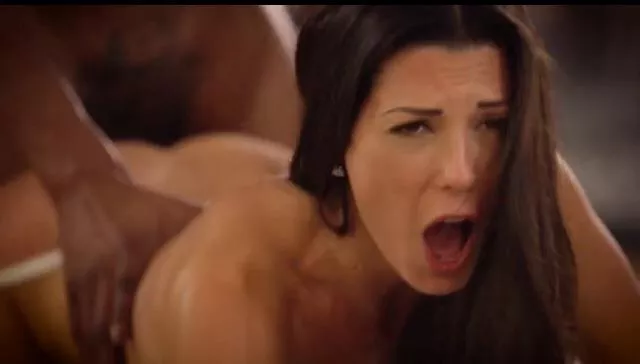 Who’s she? posted by OxyAtTheLocalCarWash