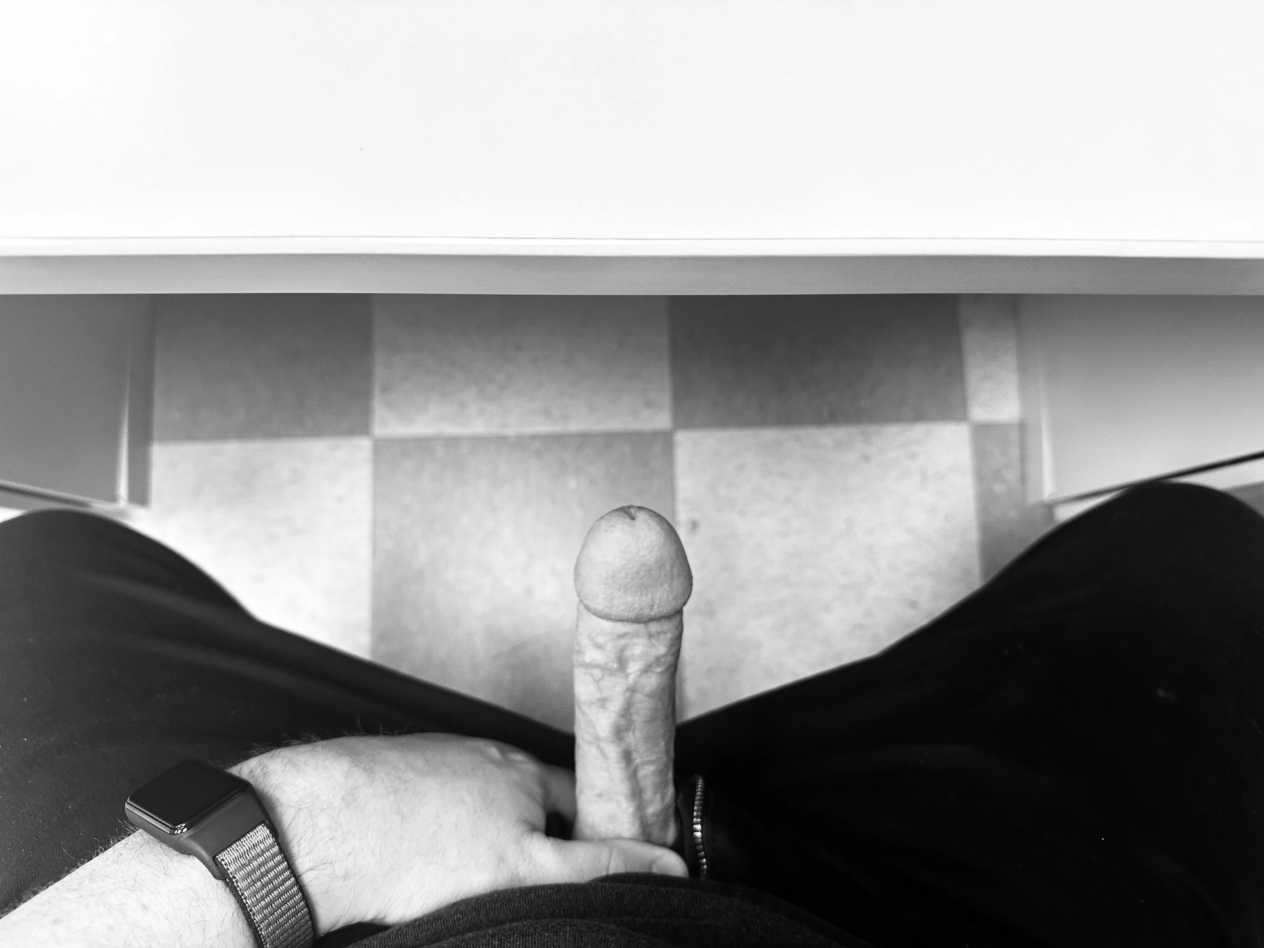 Who’s under the desk? posted by _R3DH00D