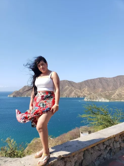 Would I be considered a babe posted by triuneSixties60