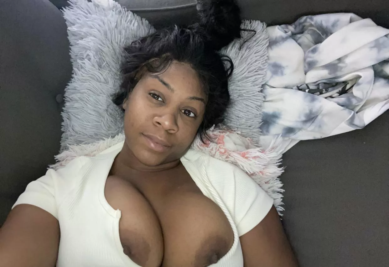 would you cum or piss in my n….r face massa ? 👅😽 telegram/kik: yayasonasty posted by YaYaTheSub