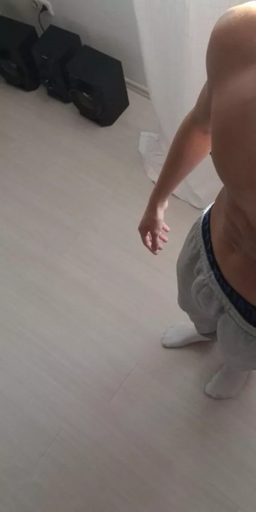 24 M CURIOUS FIT BWC. Show face and send asl first if you add. Snap me one1700 by Ok_Lengthiness_2874