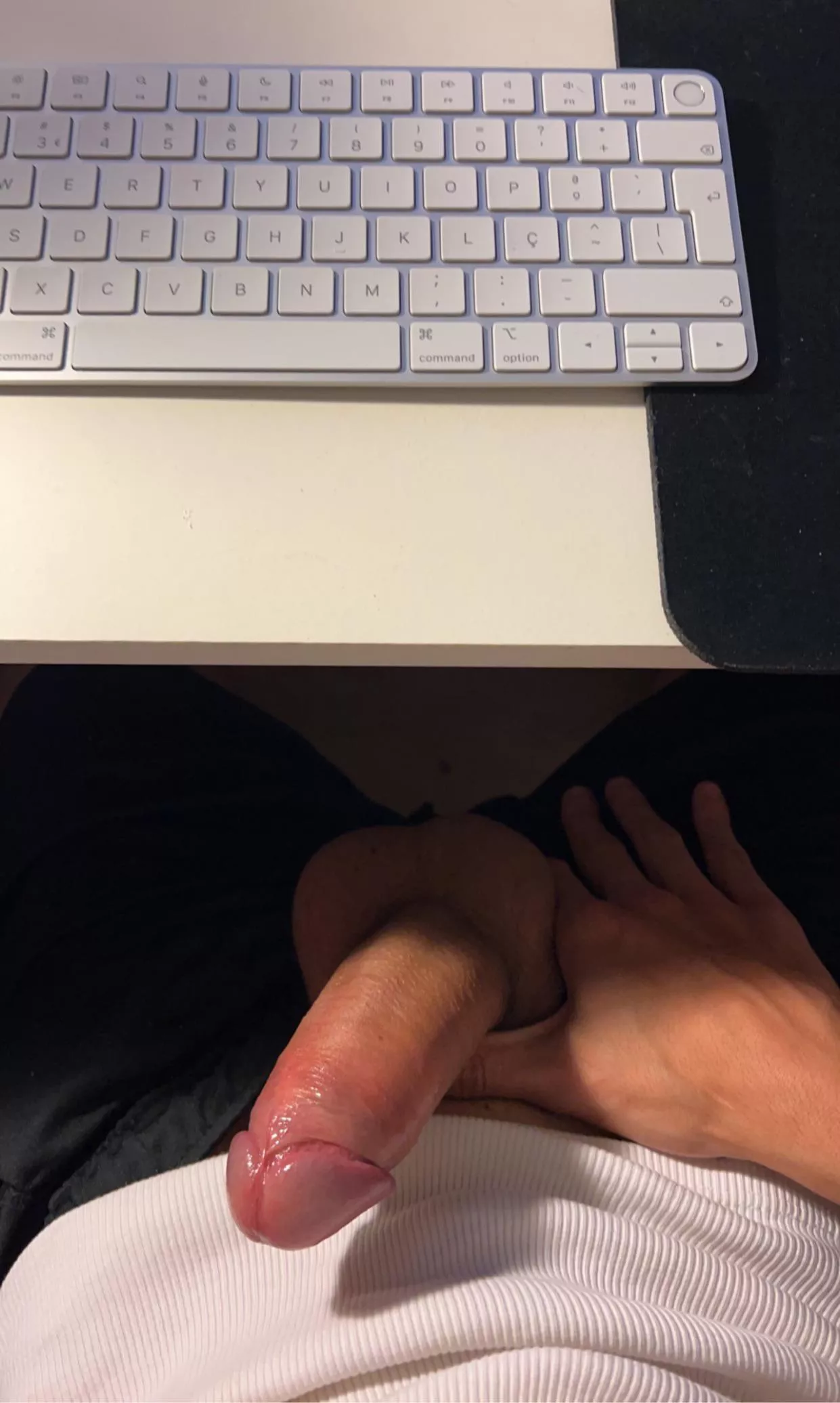 25, looking for a bro to become jerk buddy (add furrylovrs) posted by Vivid-Strawberry-893