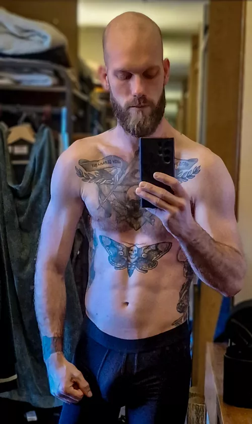 After shower pic by MagicianSevere