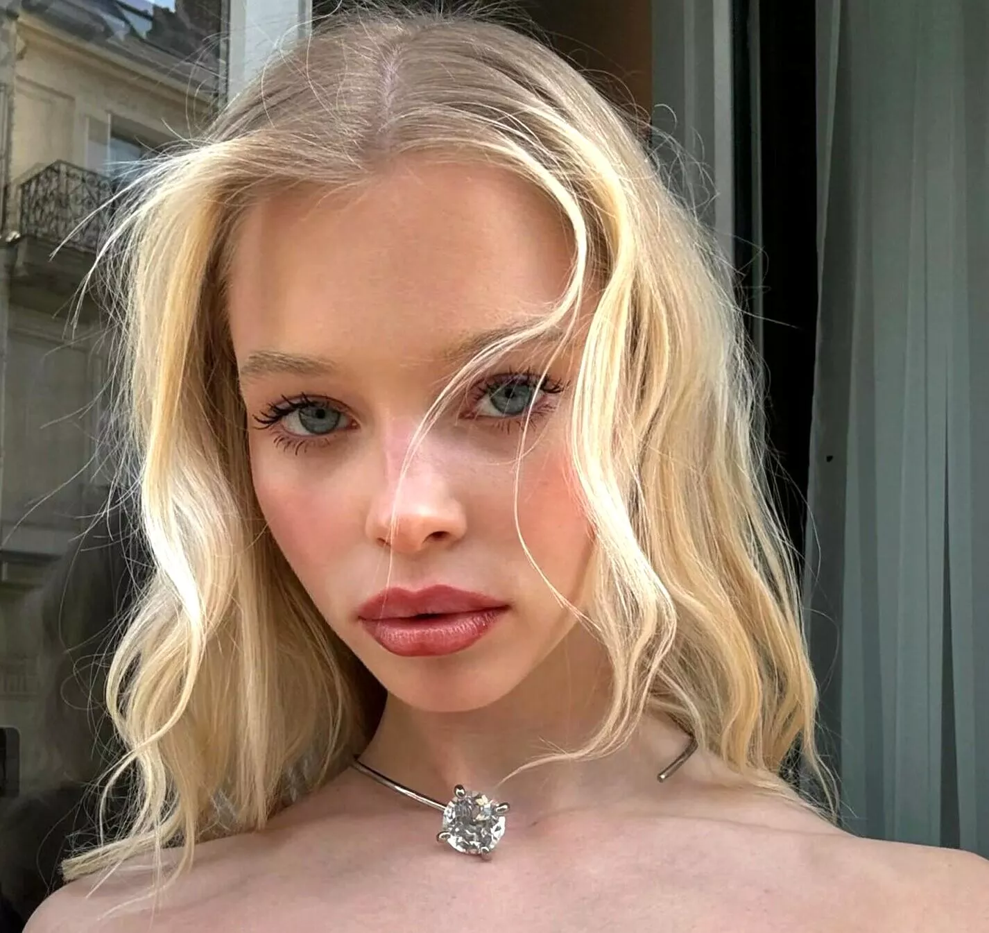 Alla Bruletova posted by qwer5r