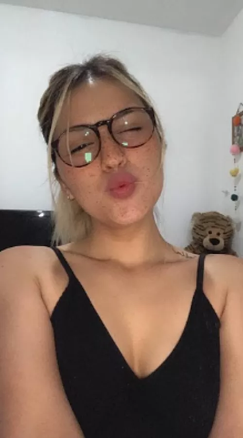 Are my petite forms turn on or turn off for you? by securelyslalom