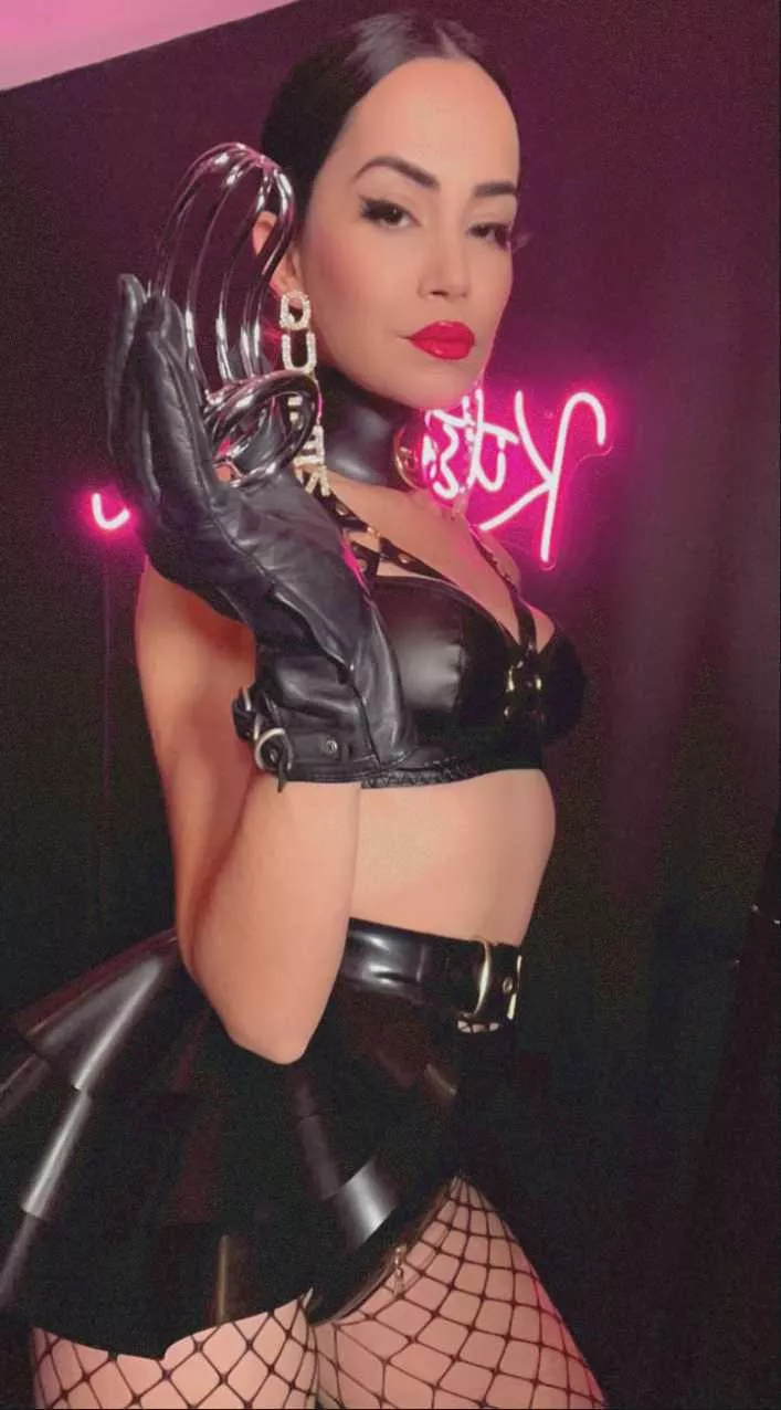 Beta dicklets belong in cages to ensure that learning neccessary mouth skills is their primary focus!👅 posted by gnjecavogzq