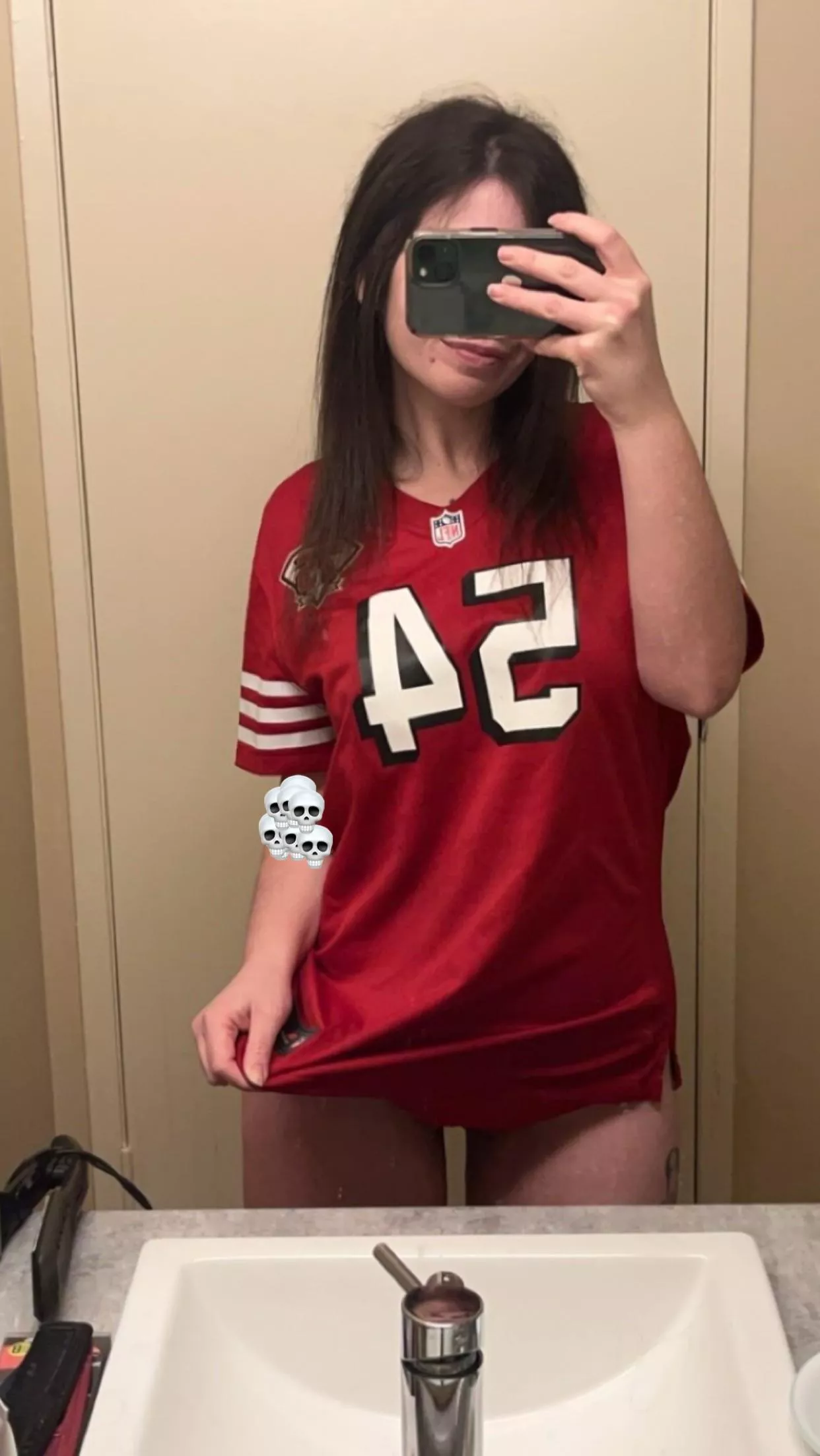 Can we watch the game together like this posted by SadGirl1395