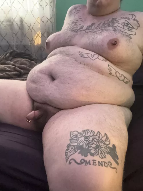 Chubby alternative bear showing off on Reddit for the first time by growl4me