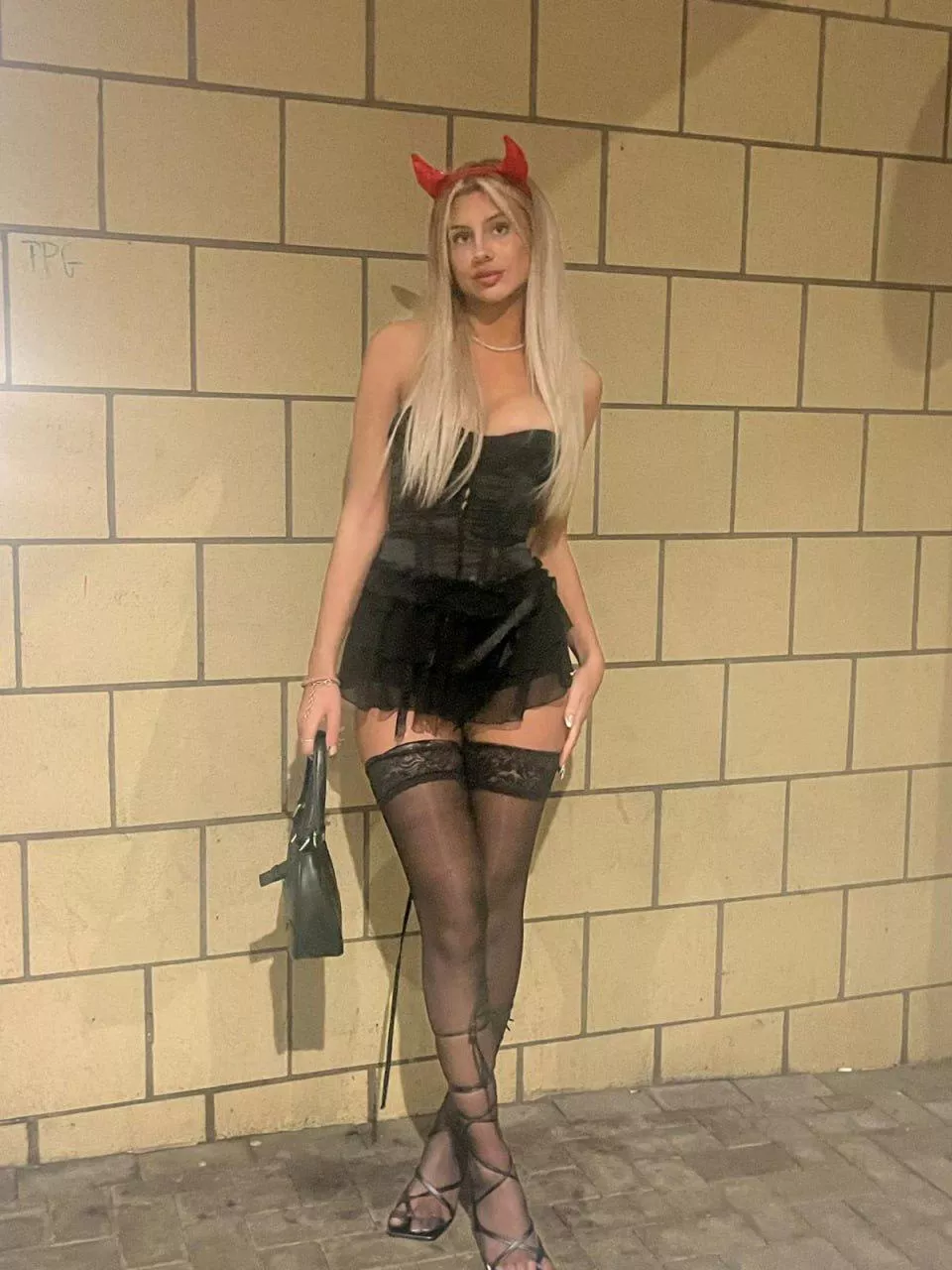 date this devil and you will be satisfied posted by Heart_Hackera