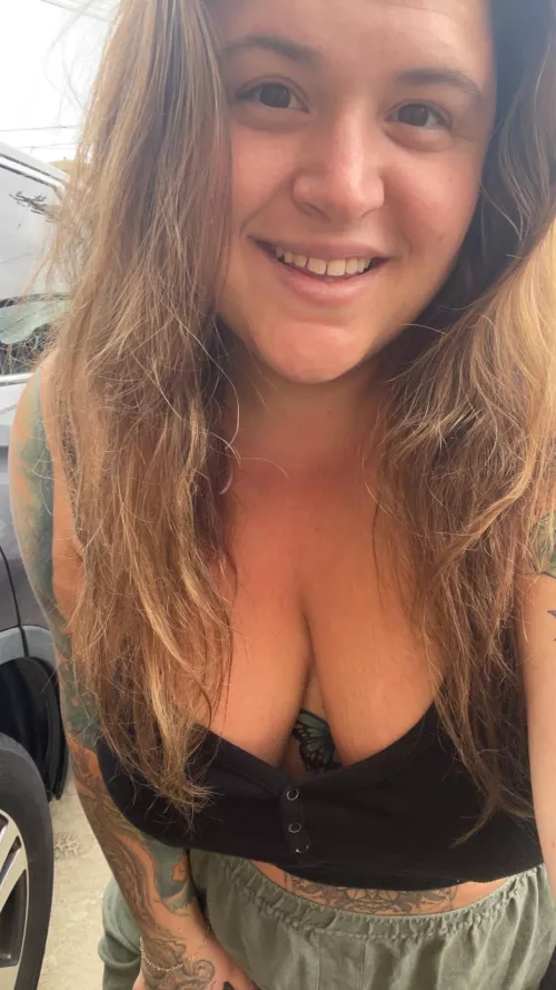do bbw curves turn you on? how about when they’re covered in tattoos? by handful_heather420