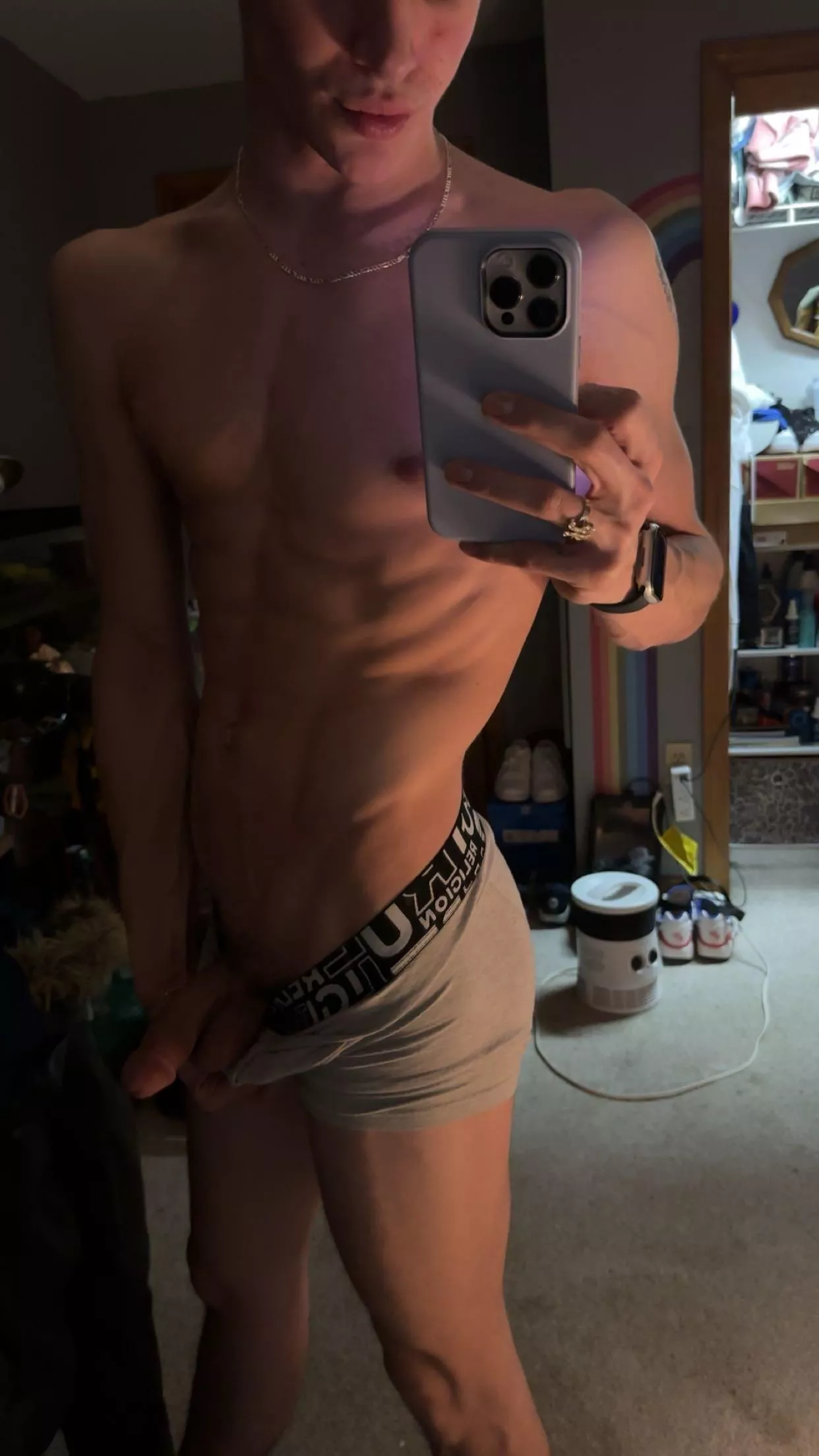 feeling a little tipsy (20) posted by Sunkisttwink