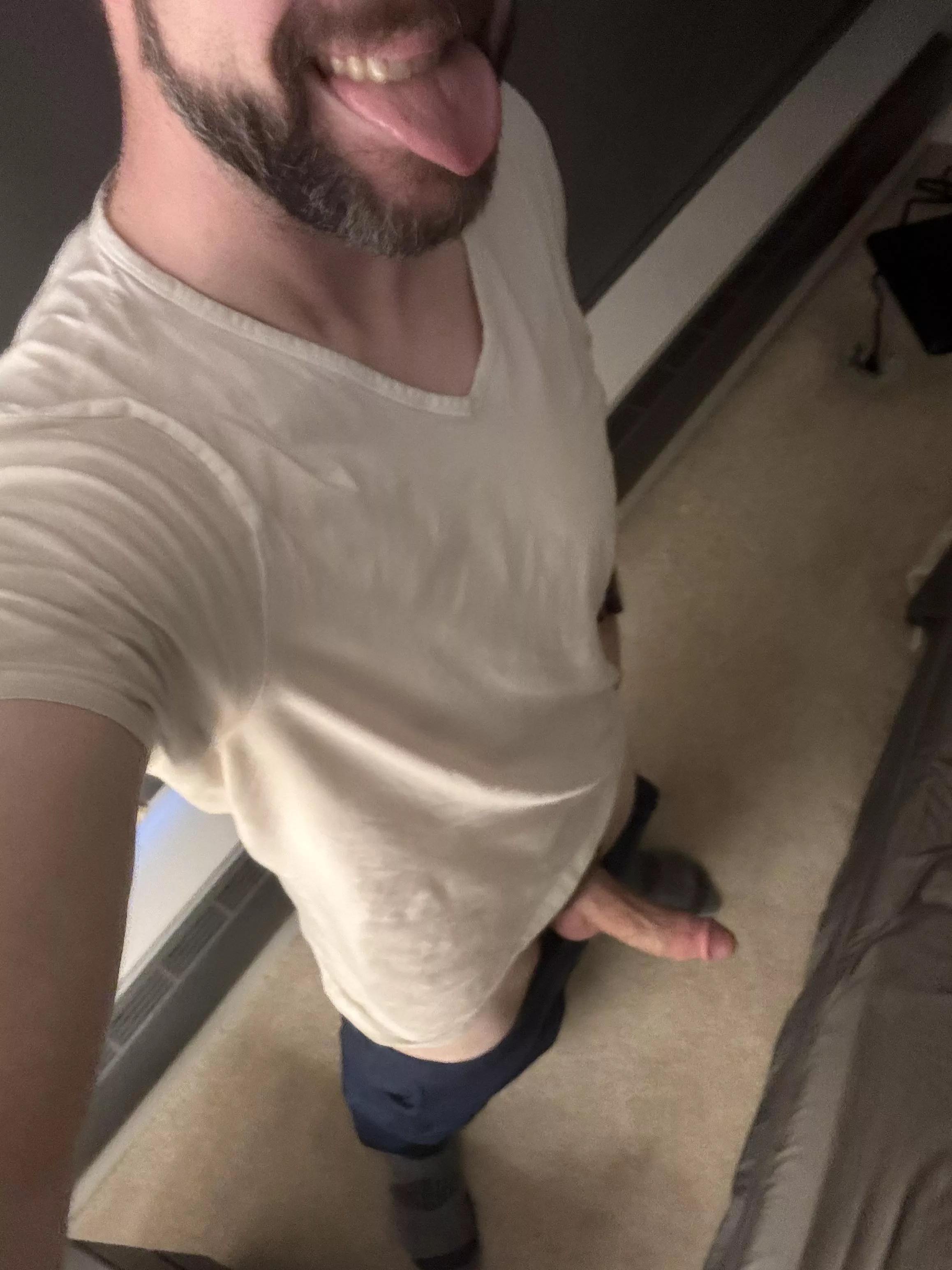 Feeling goofy today. Hope your Saturday is going well! posted by bobbykn88