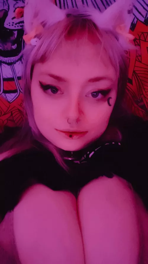 Feeling swollen today by adelinexblack