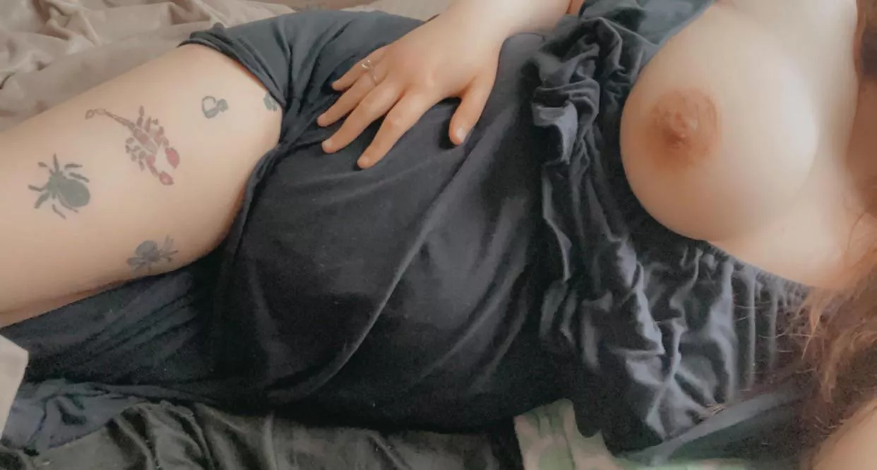 Get lost in my curves posted by Babygirlbrdl22