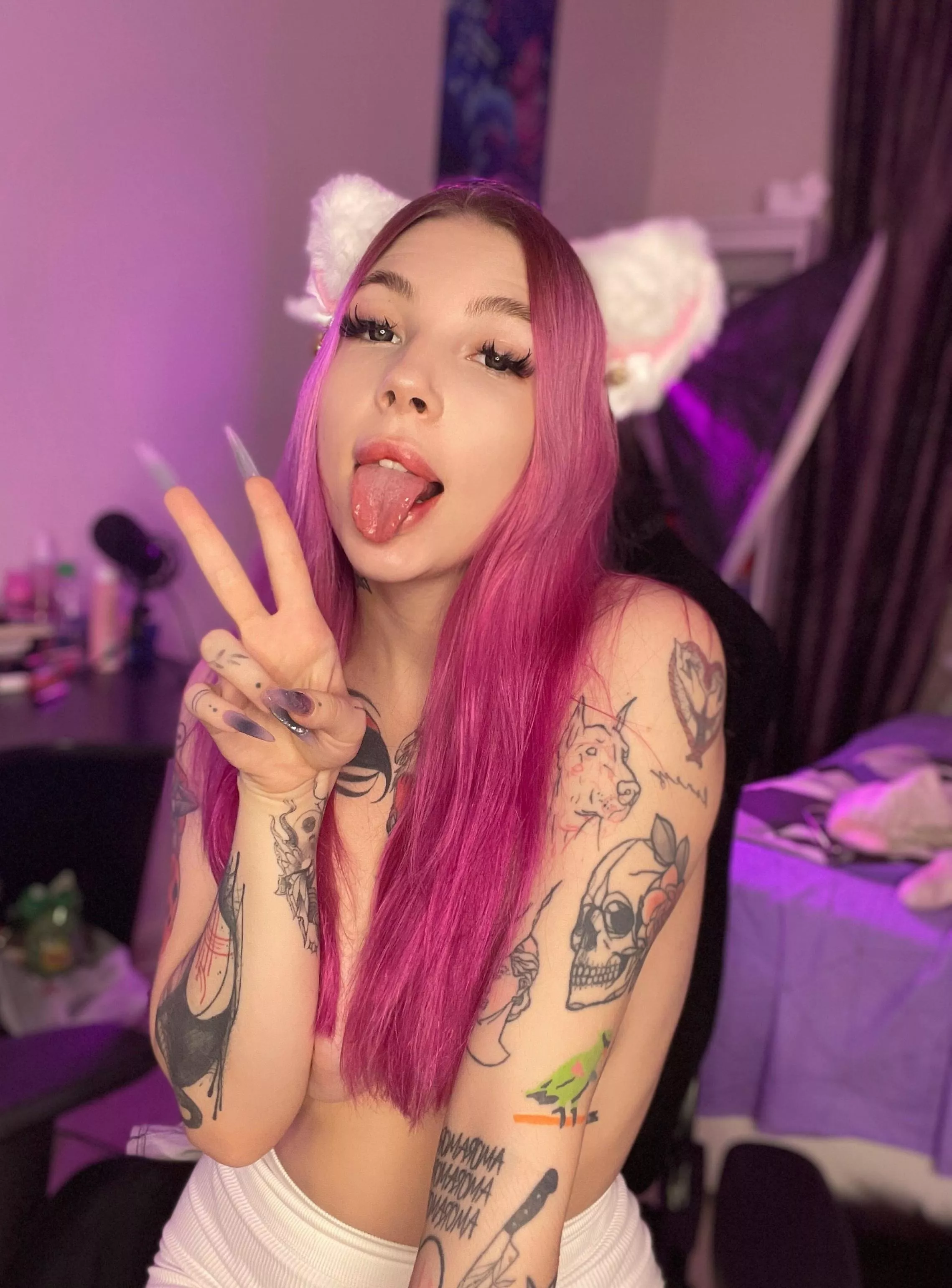 Going, going, GONE.... posted by iam_stacyquinst